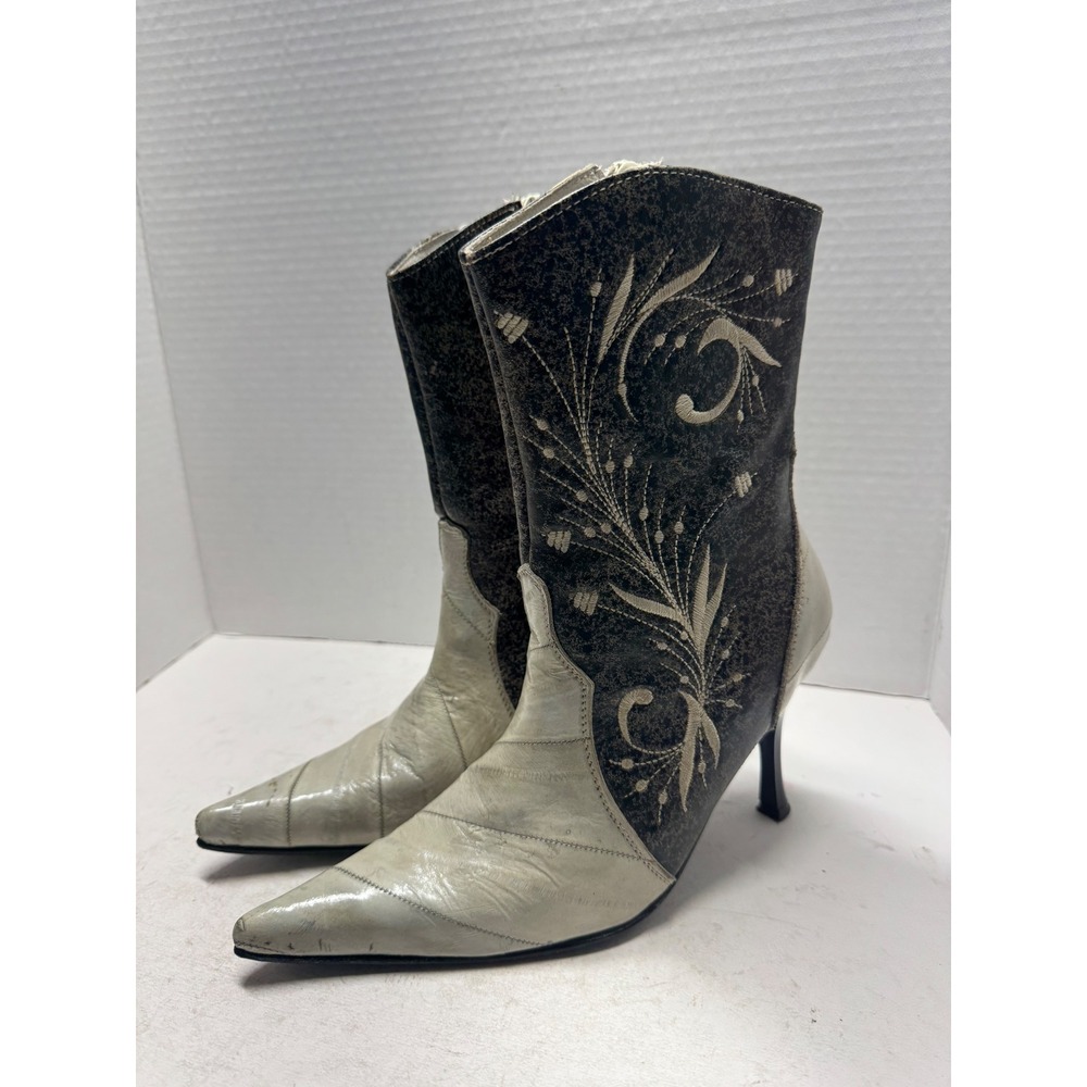 Lady Camp Fashion Exotic Heeled Ankle Boots Cream Brown Embroidered Pointed Toe